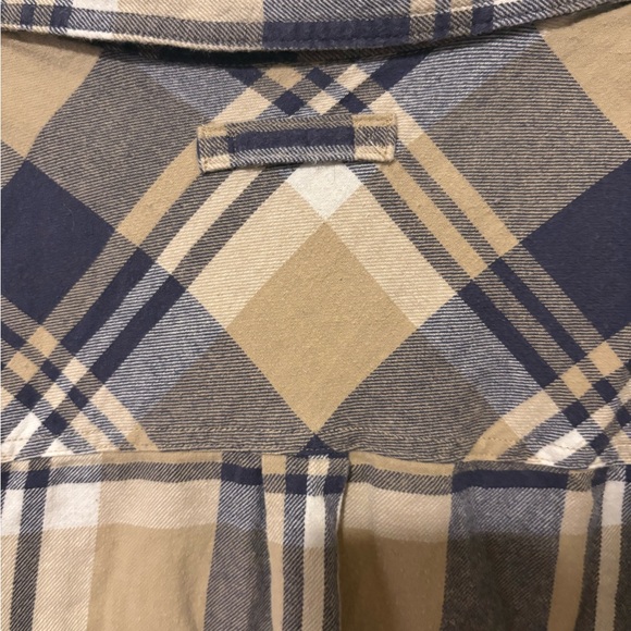 Legendary Whitetails Men's Casual Plaid Shirt - Navy and Beige - Picture 3 of 4